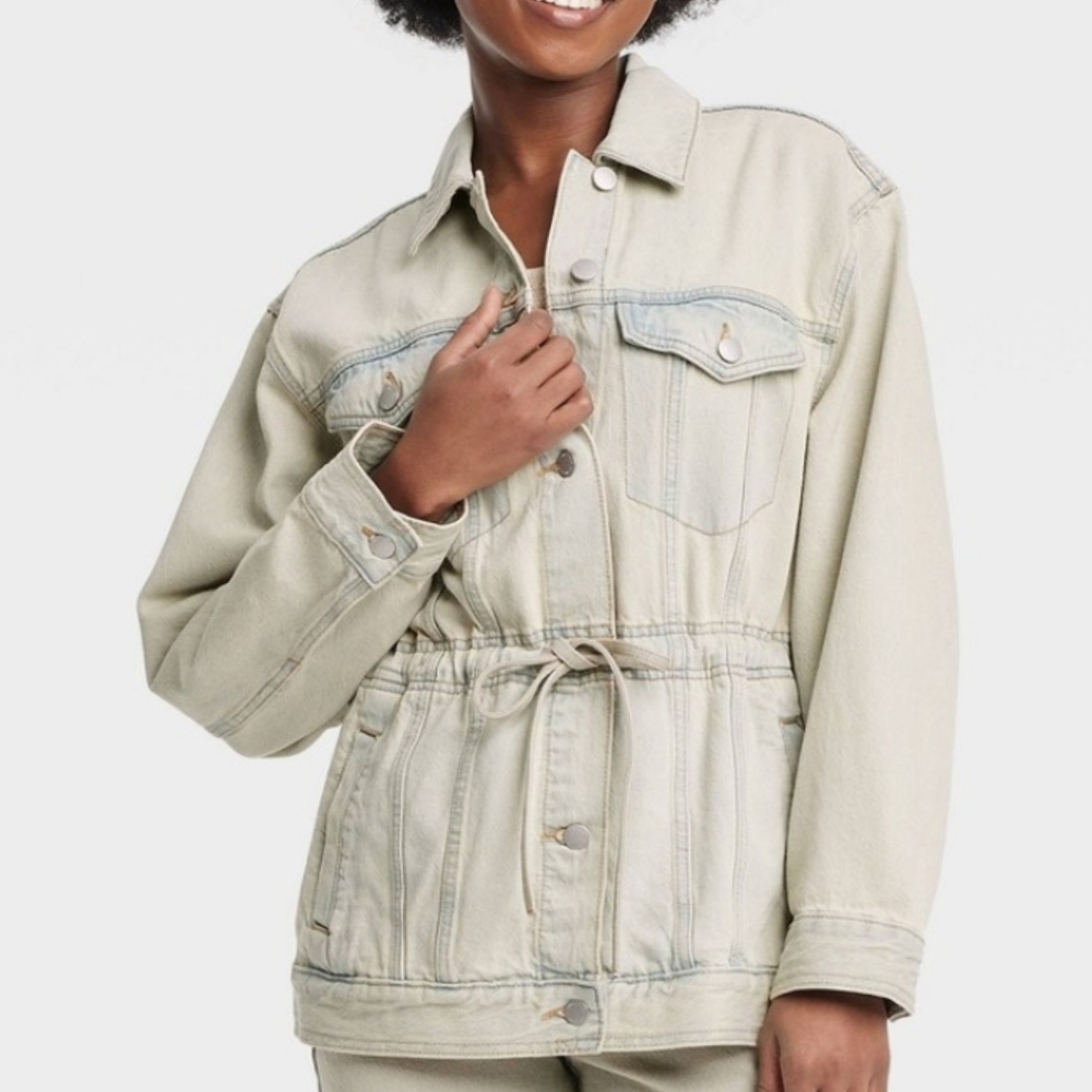 Universal Thread NEW Denim Cinched Waist Jean Jacket in Vintage Wash Size L